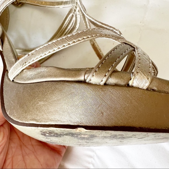 Charles David Platform Sandals - Picture 11 of 12